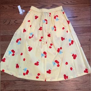 ModCloth skirt size M, cherry print